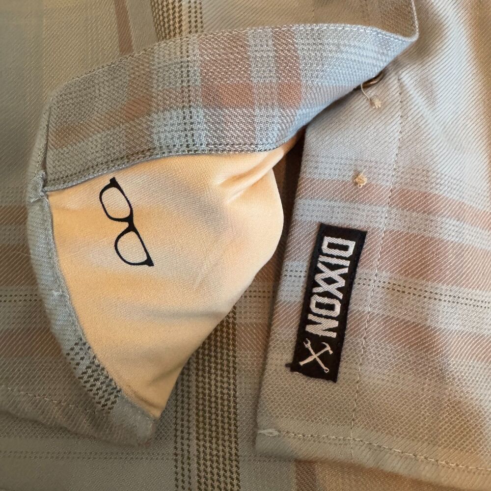 Dixxon Flannel | The Malibu Women's Size Small Pearl Snap Button Front Shirt - Picture 8 of 10